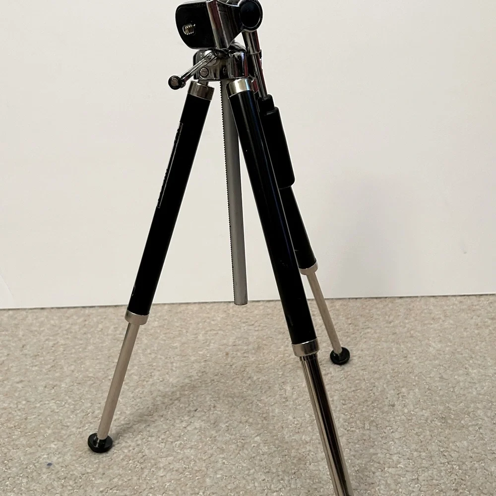 Tripod Compact Lightweight 8 sections SUPER FAST SHIPPING